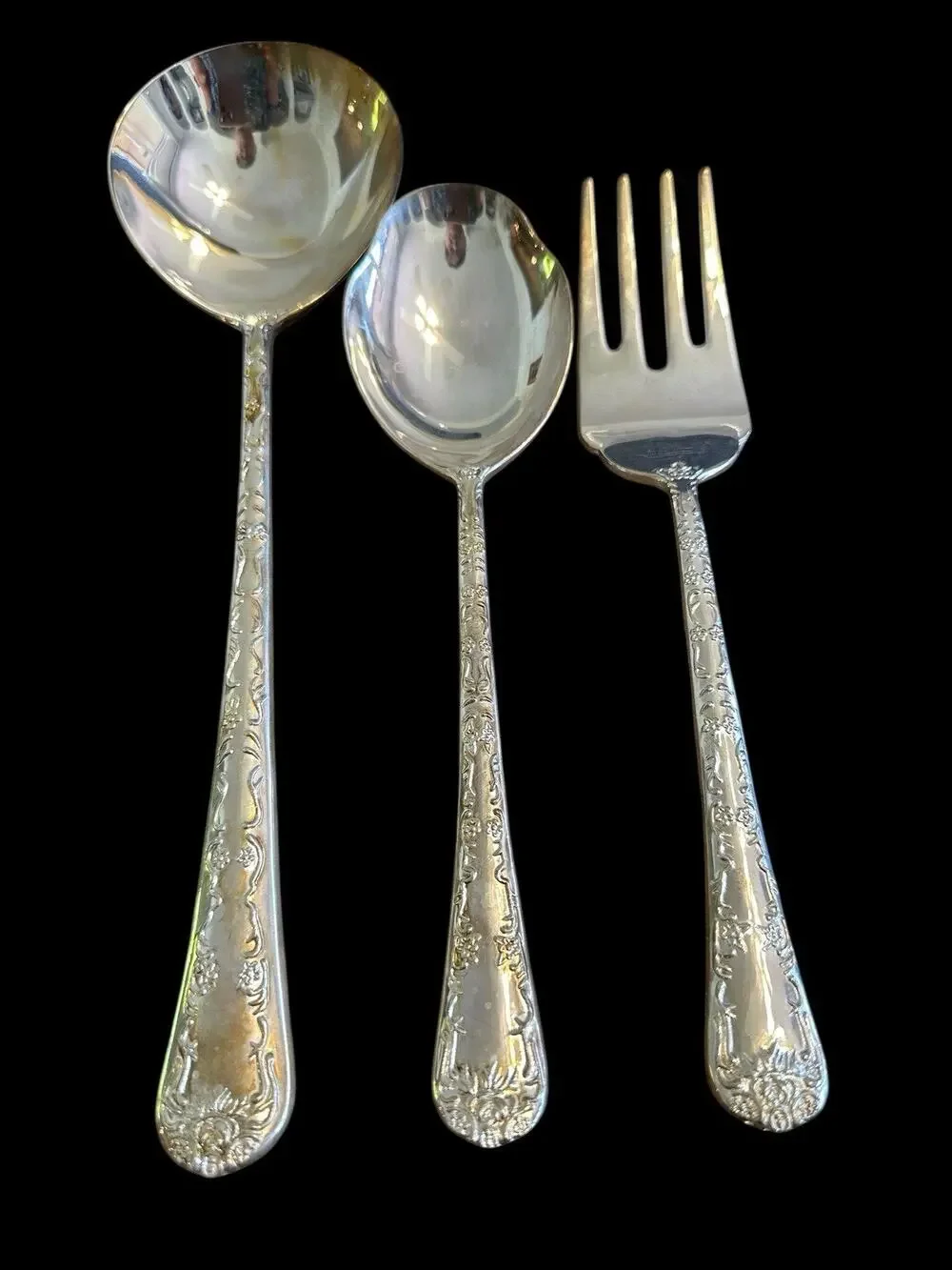 Vintage WM. Rogers & Son Enchanted Rose 3pc Serving Set Silverplate Flatware